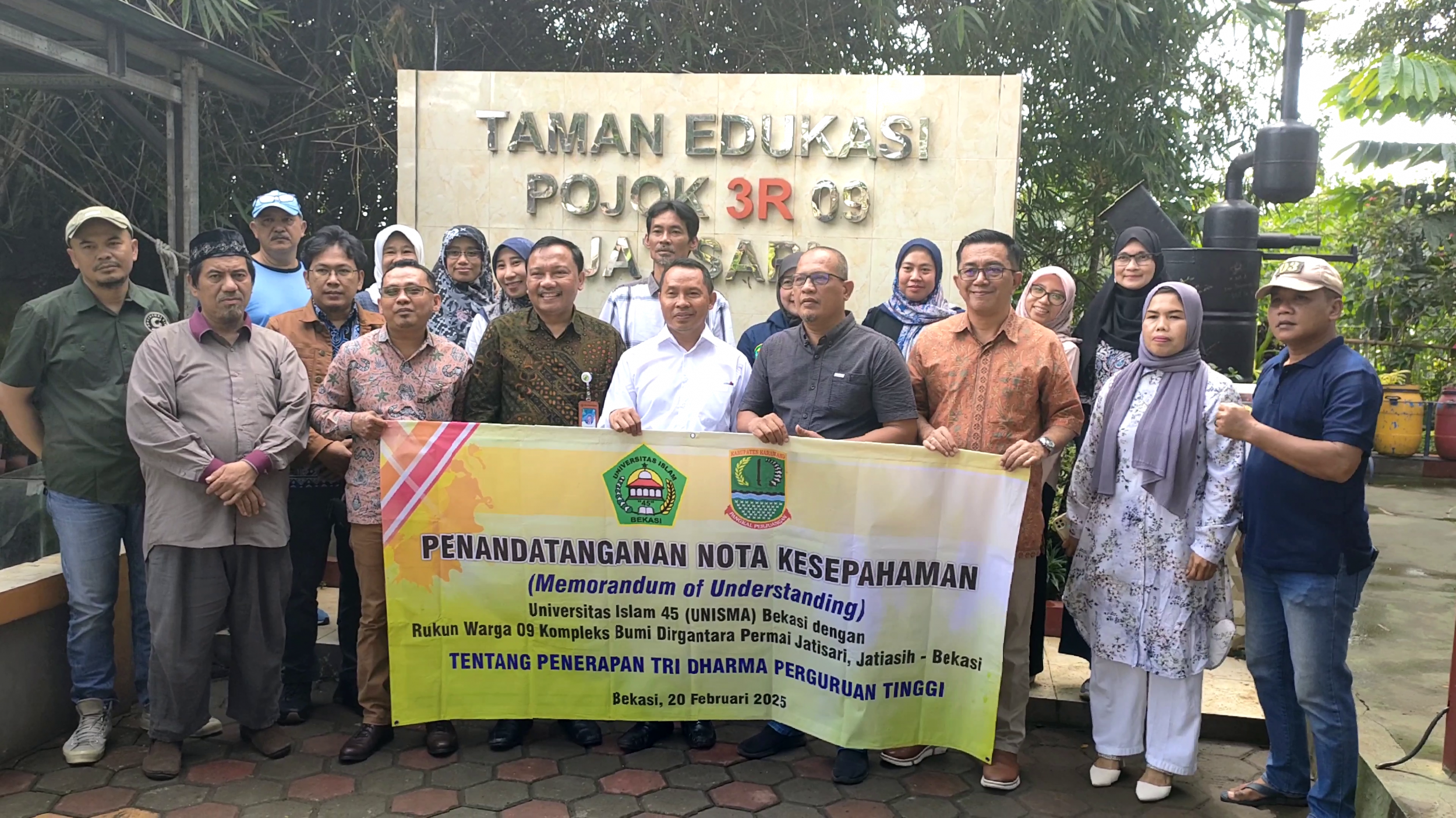 KERJASAMA UNIVERSITAS ISLAM 45 DENGAN TAMAN EDUKASI POJOK 3R.09 JATISARI, “FAKULTAS TEKNIK UNISMA BEKASI BERSINERGI DENGAN INOVASI MASYARAKAT”